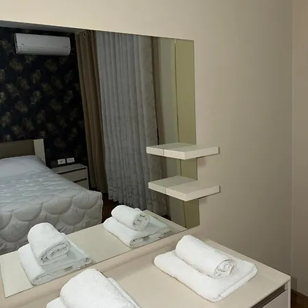Zoo Luxury