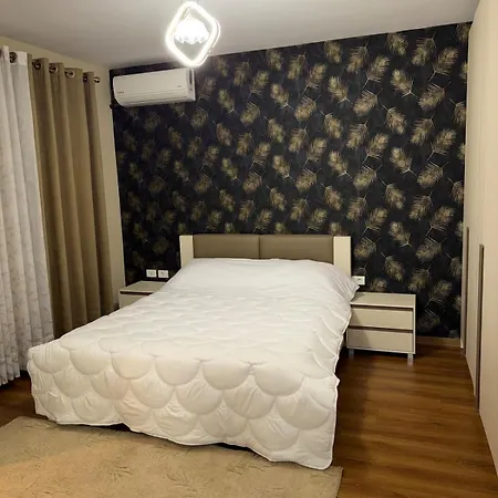 Zoo Luxury Appartement Tirana