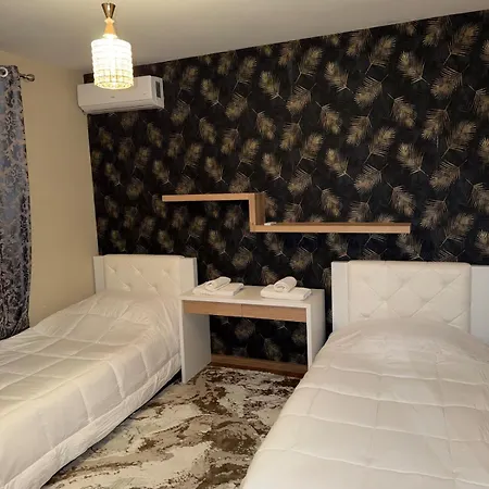 Zoo Luxury Tirana
